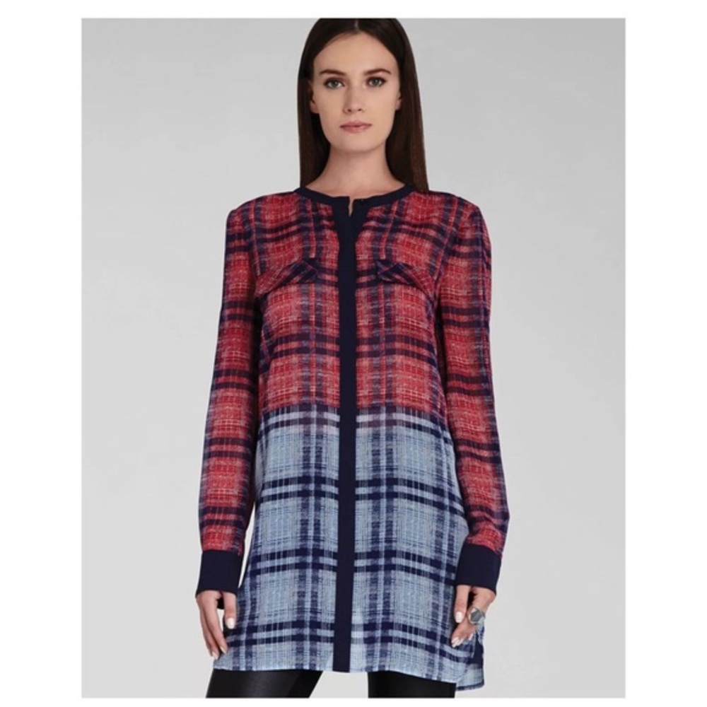 BCBG MAXAZRIA TUNIC